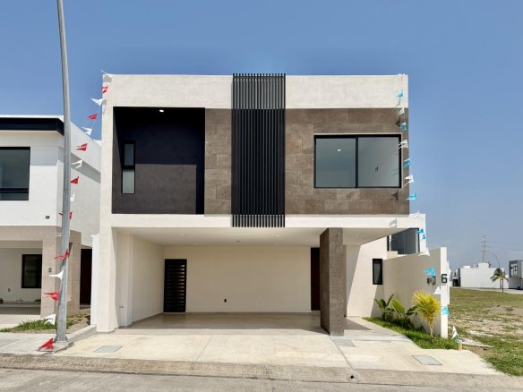 Casa Nueva en Venta Lomas del Dorado Boca del Río