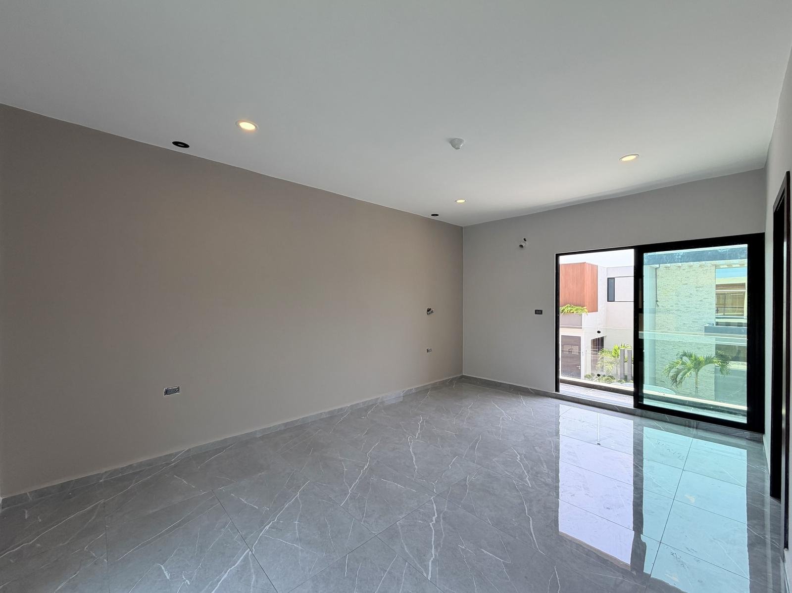Casa Nueva en Venta Residencial Las Palmas