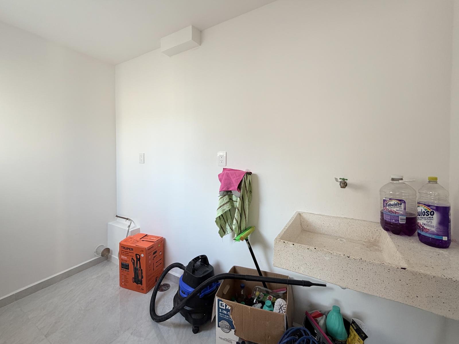 Casa Nueva en Venta Lomas del Dorado