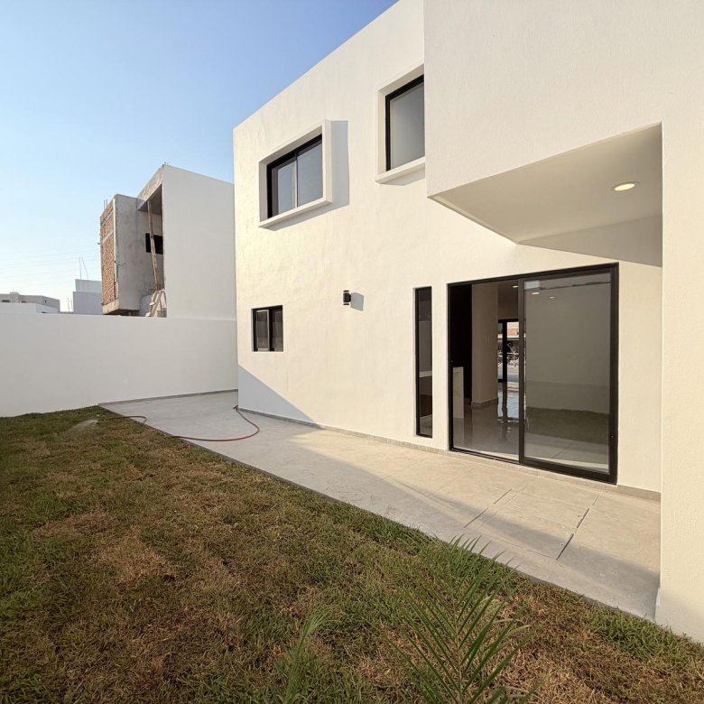 Casa Nueva en Venta Lomas del Dorado