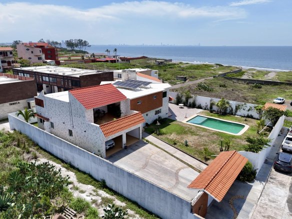Casa Nueva en Venta Riviera Veracruzana