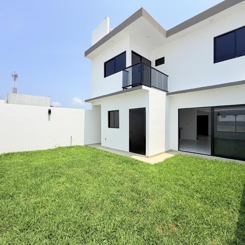 Casa Nueva en Venta Lomas de La Rioja Riviera Veracruzana