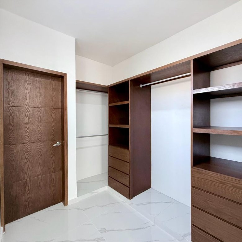 Casa Nueva en Venta Punto Lomas