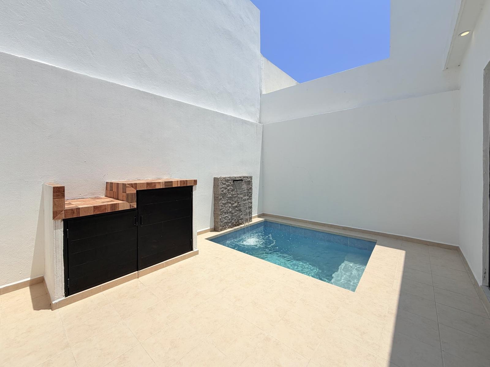 Casa Nueva en Venta Punto Lomas