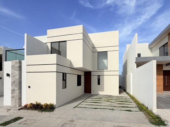 Casa Nueva en Venta Lomas del Mediterraneo Riviera Veracruzana