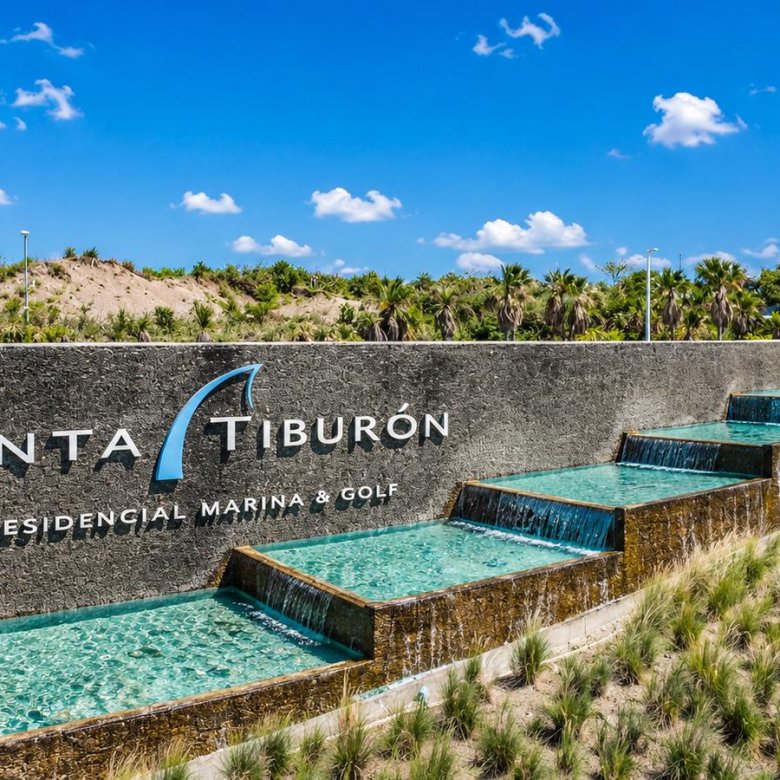 Casa Nueva en Venta Punta Tiburon