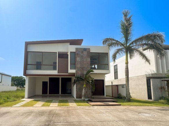 Casa en Renta Punta Tiburon