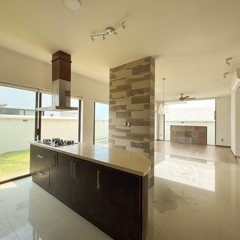 Casa en Renta Punta Tiburon