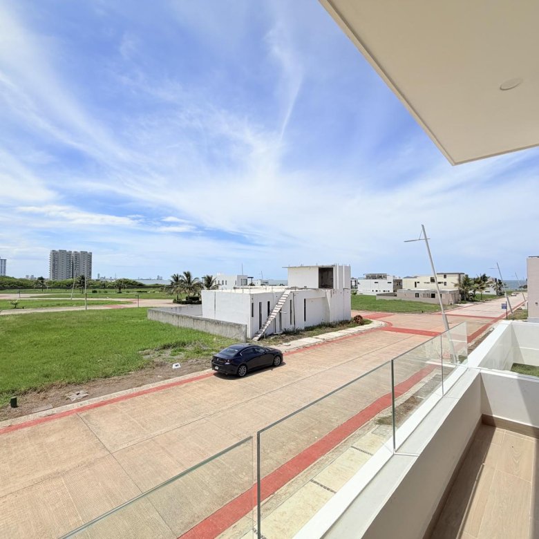 Casa Nueva en Venta Las Olas Residencial