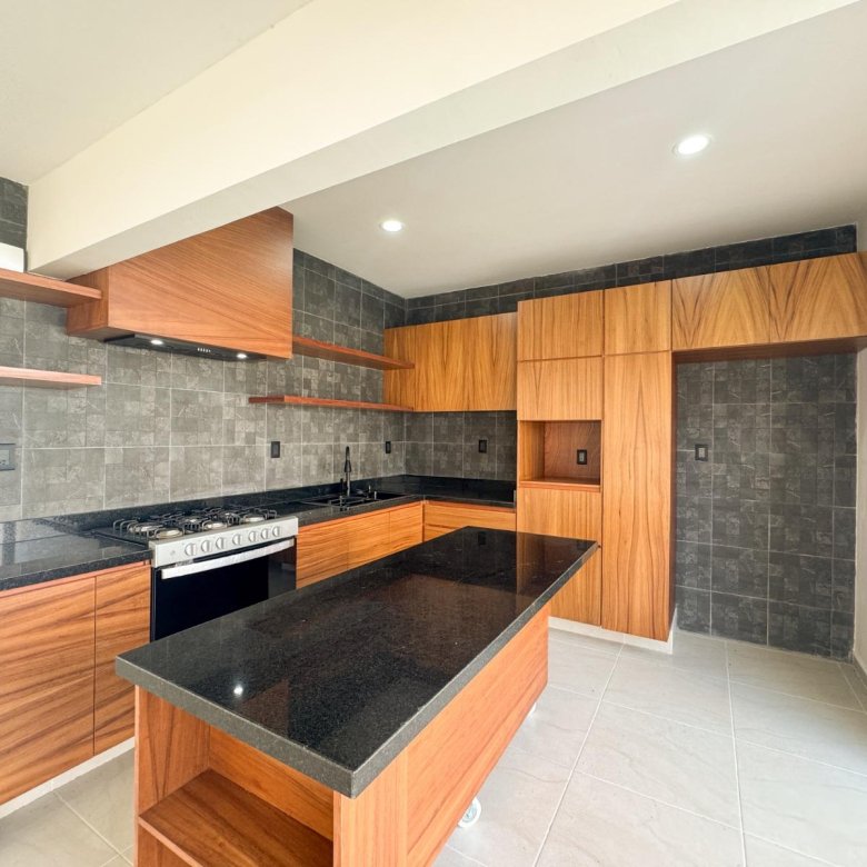 Casa Nueva en Venta Lomas de La Rioja