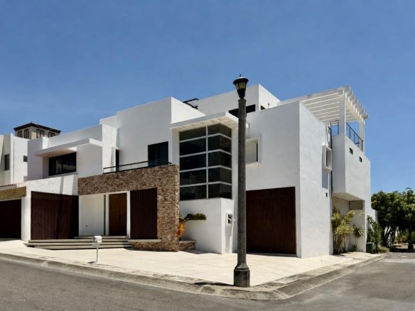 Casa en Venta Lomas Residencial