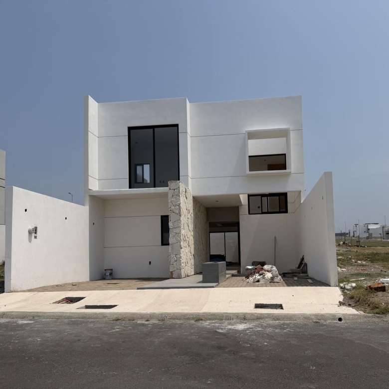 Casa Nueva en Venta Lomas del Mediterraneo
