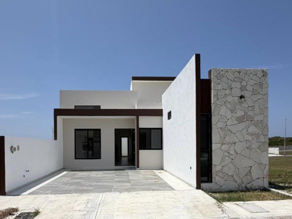 Casa Nueva en Venta Lomas del Mediterraneo