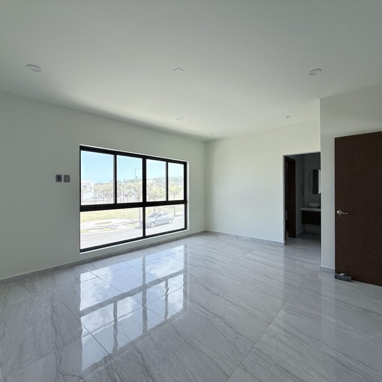 Casa Nueva en Venta Punto Lomas