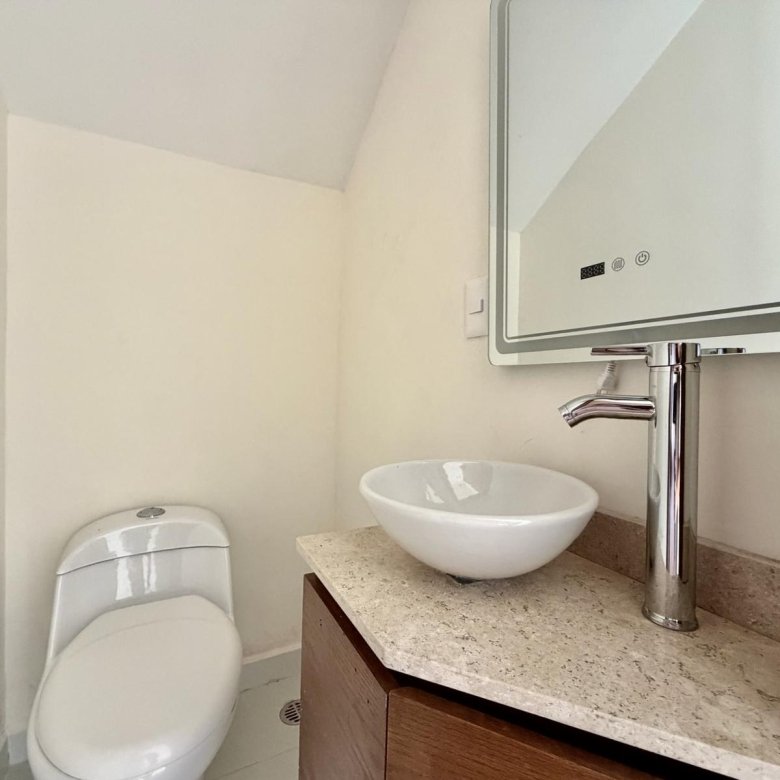 Casa Nueva en Venta Punto Lomas