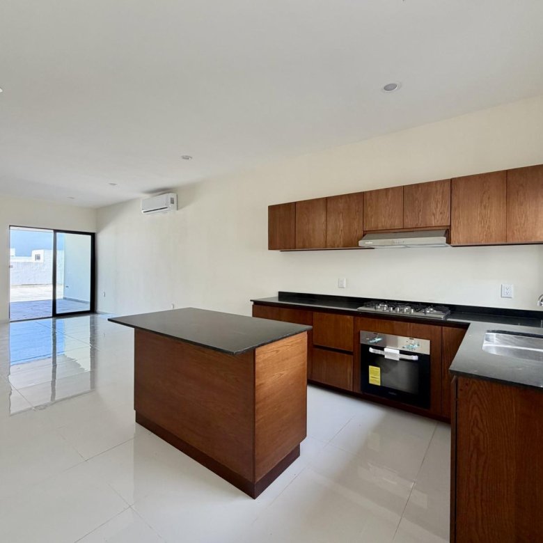 Casa Nueva en Venta Punto Lomas