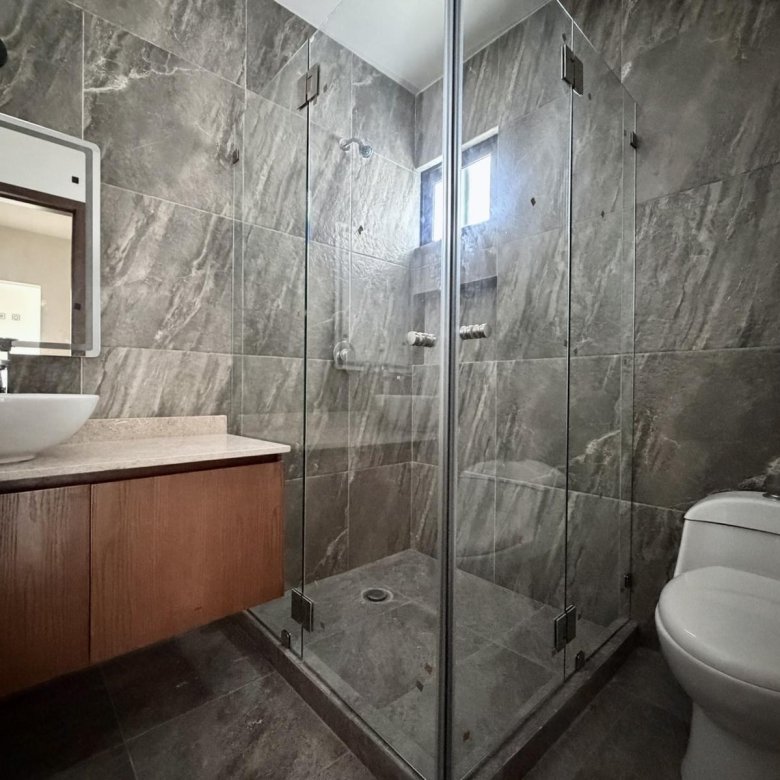 Casa Nueva en Venta Punto Lomas
