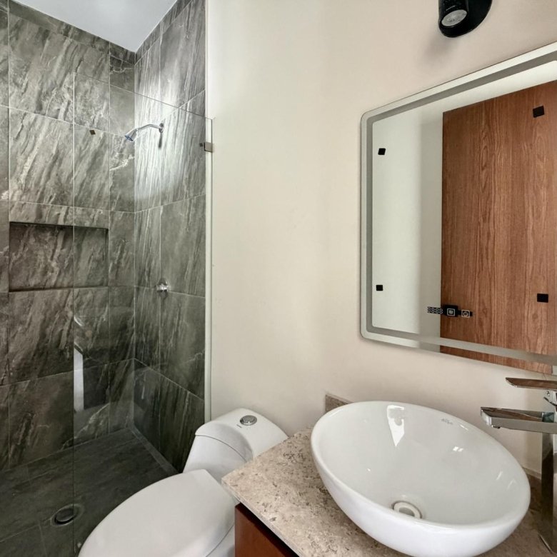 Casa Nueva en Venta Punto Lomas