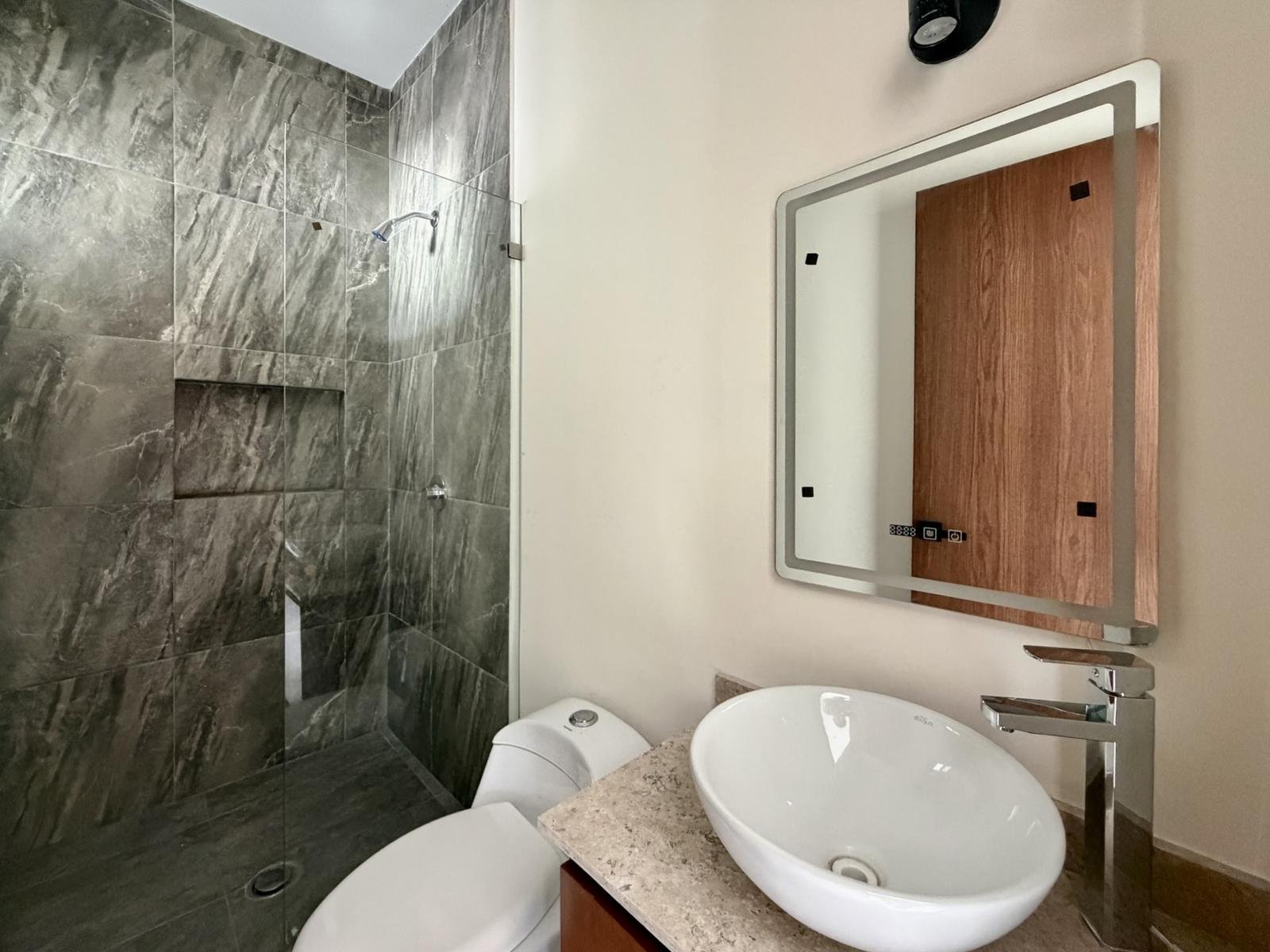 Casa Nueva en Venta Punto Lomas