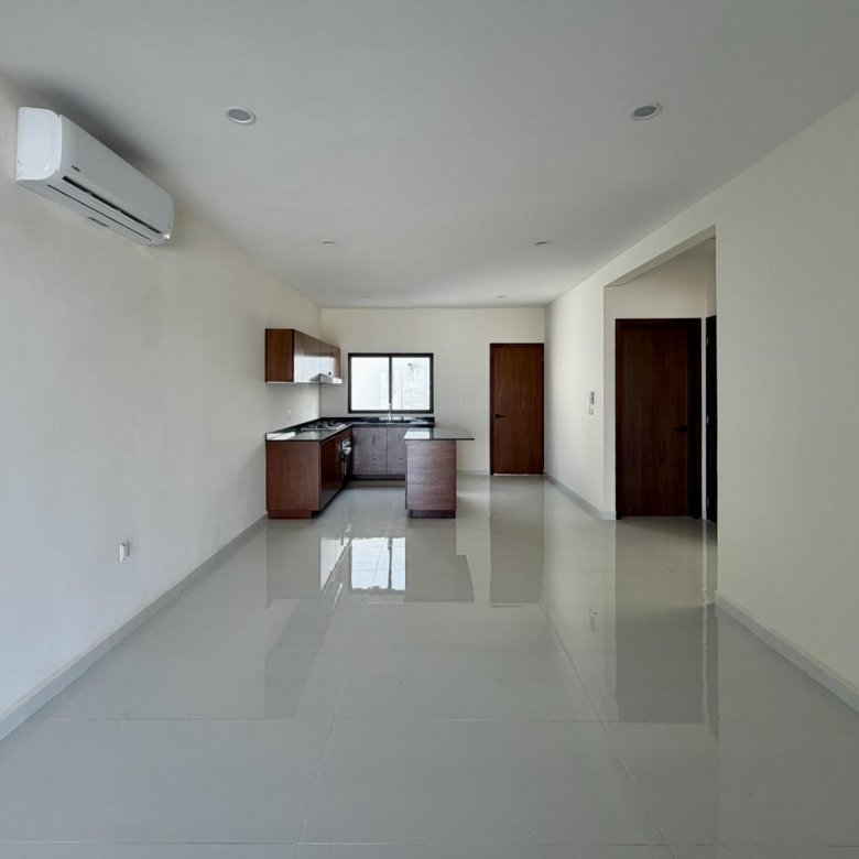 Casa Nueva en Venta Punto Lomas