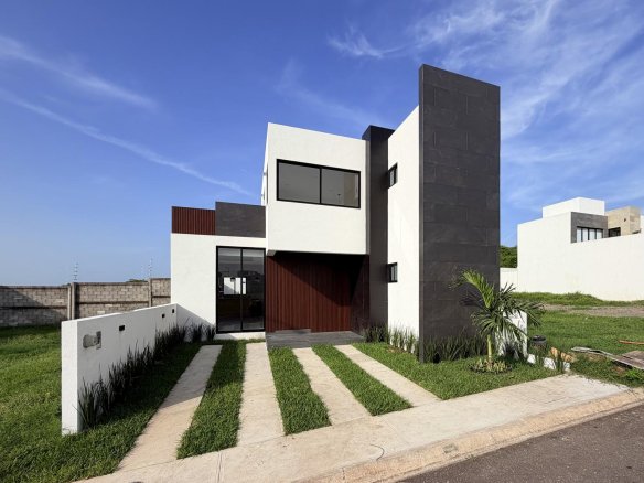 Casa Nueva en Venta Lomas del Mediterraneo