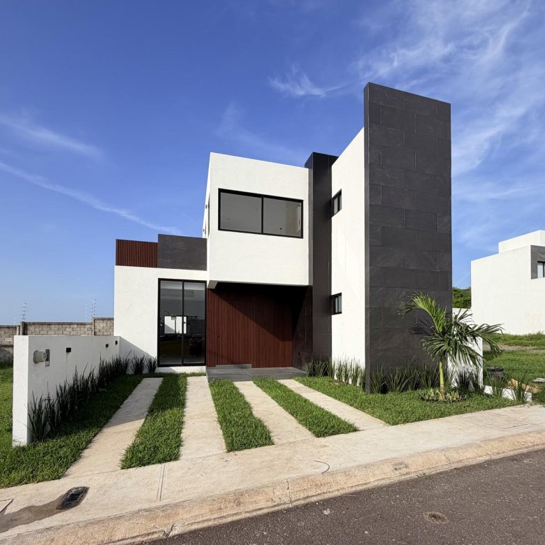 Casa Nueva en Venta Lomas del Mediterraneo