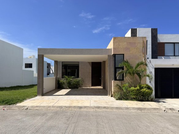Casa Nueva en Venta Lomas del Dorado Boca del Río