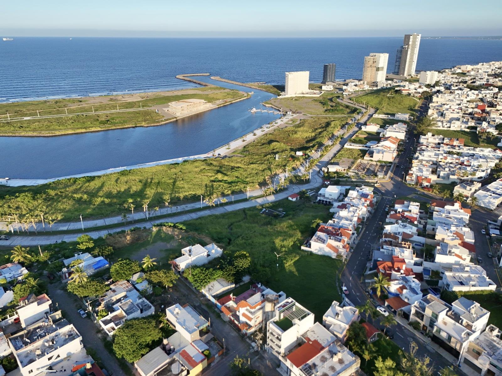 Casa Nueva en Venta Playas del Conchal