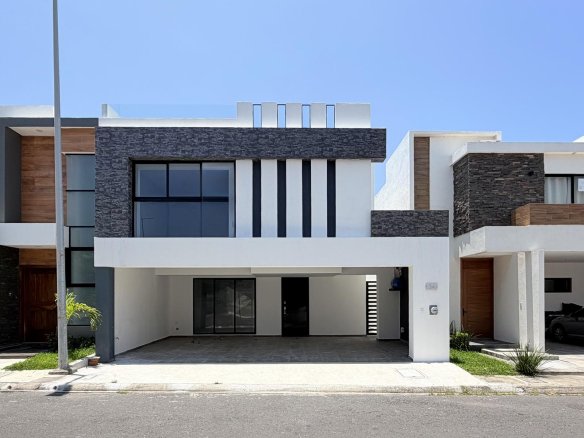 Casa Nueva en Venta Lomas de La Rioja