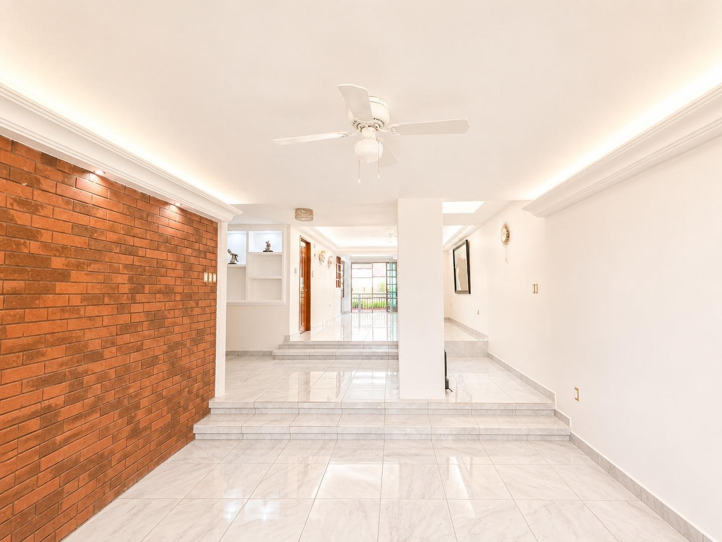 Casa en Venta Jardines de Mocambo