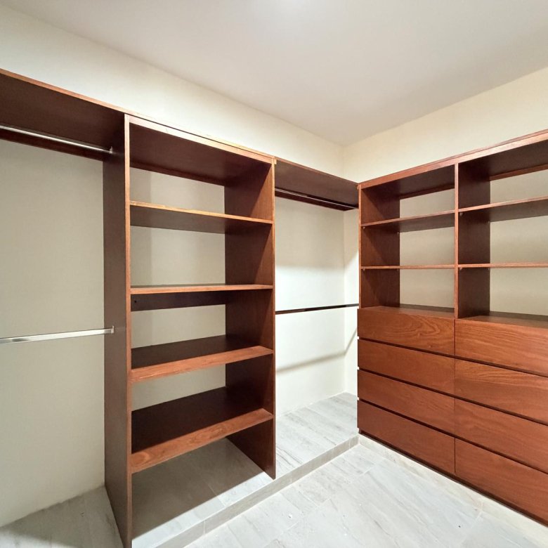 Casa Nueva en Venta Punto Lomas