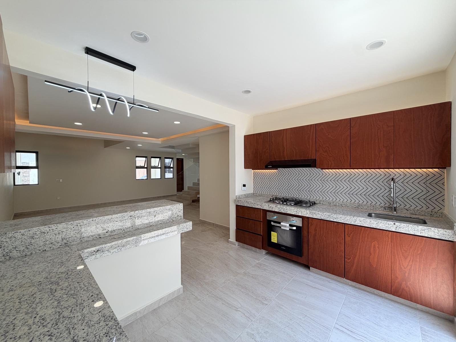 Casa Nueva en Venta Punto Lomas