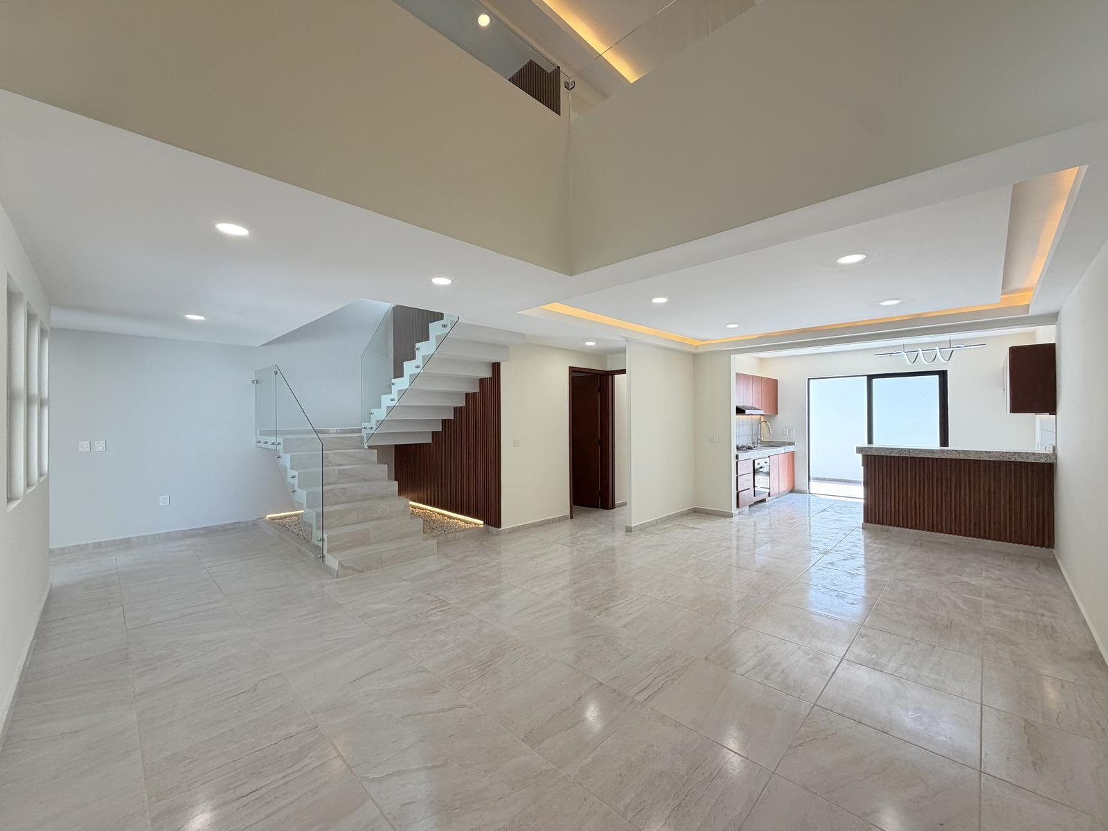 Casa Nueva en Venta Punto Lomas