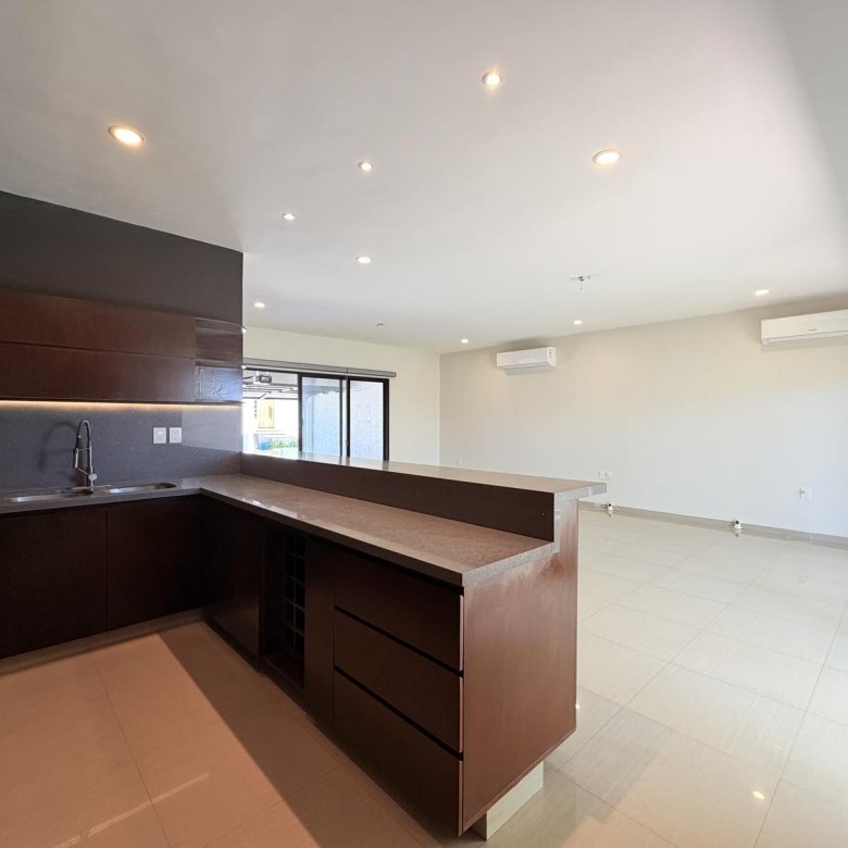 Casa Nueva en Venta Punta Tiburon