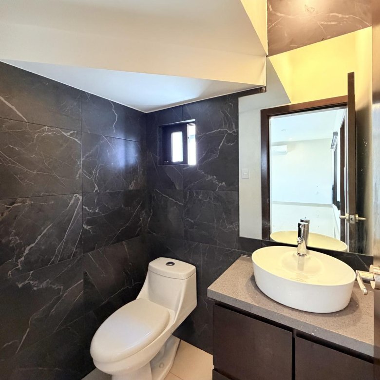 Casa Nueva en Venta Punta Tiburon