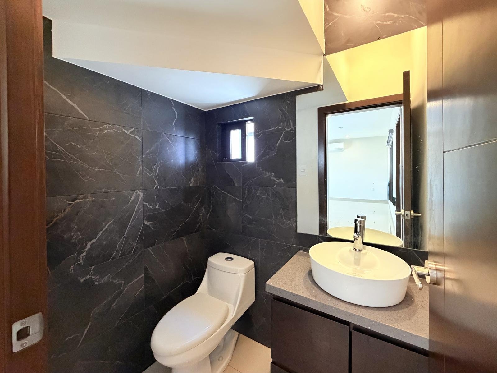 Casa Nueva en Venta Punta Tiburon
