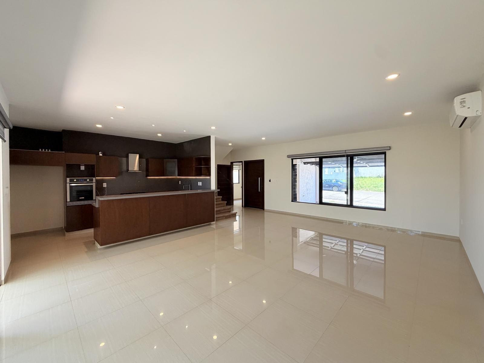 Casa Nueva en Venta Punta Tiburon