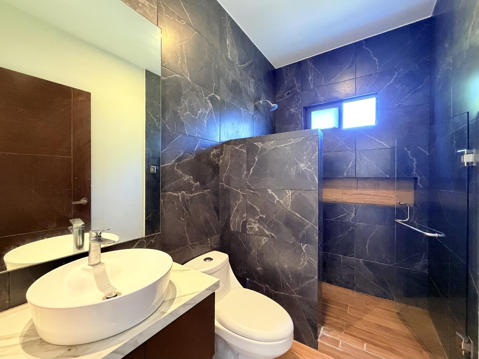 Casa Nueva en Venta Punta Tiburon