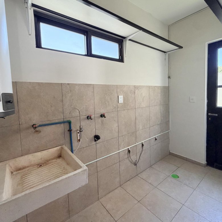 Casa Nueva en Venta Punta Tiburon