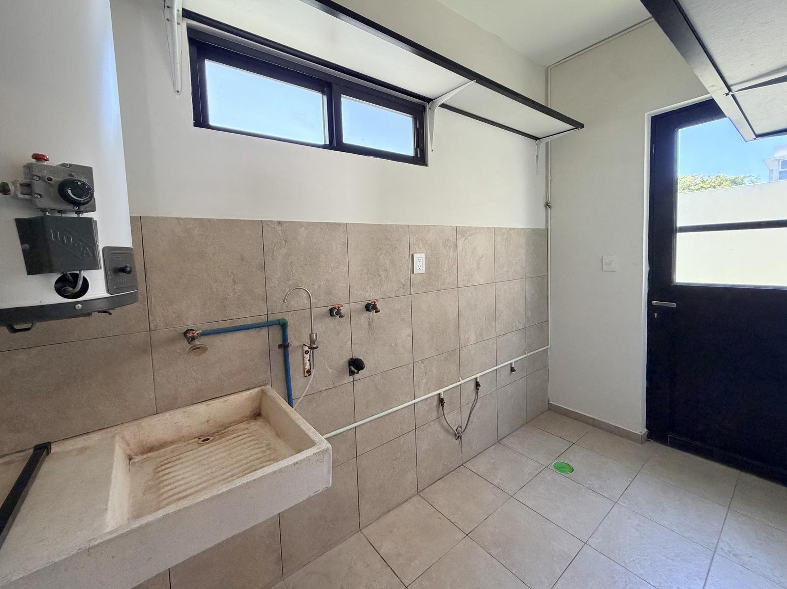 Casa Nueva en Venta Punta Tiburon