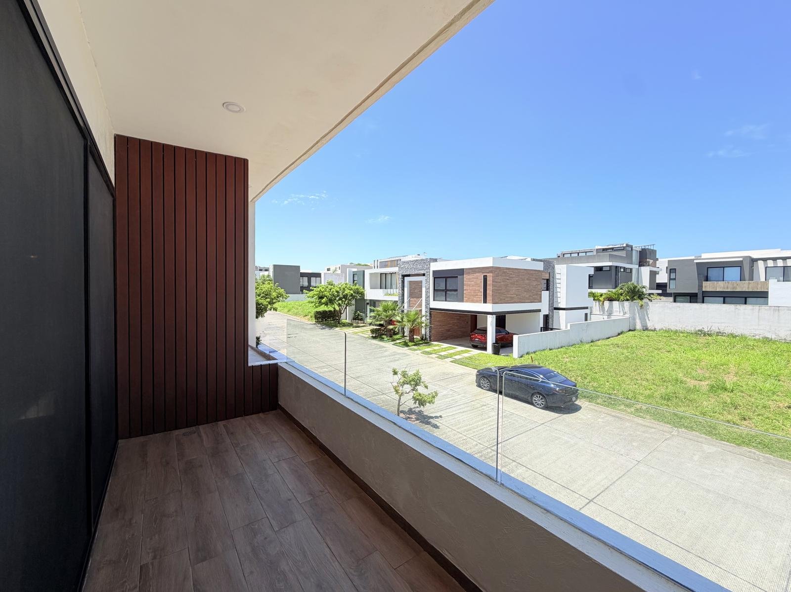 Casa Nueva en Venta Punta Tiburon