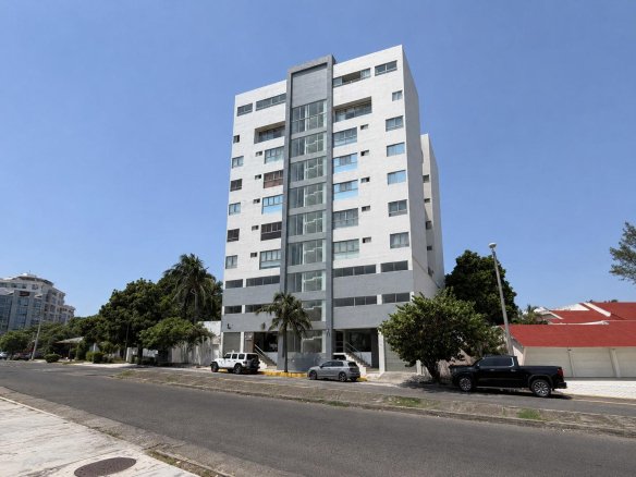 Departamento en Venta Torre Tiburon Costa de Oro