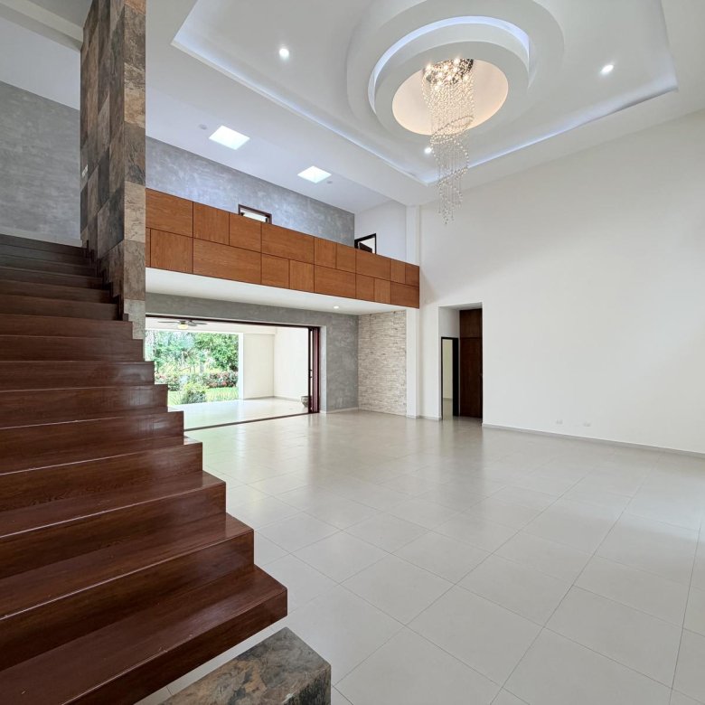 Casa en Venta Club de Golf Villa Rica