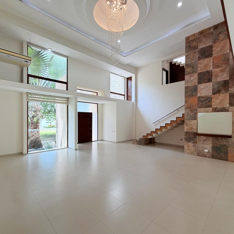 Casa en Venta Club de Golf Villa Rica