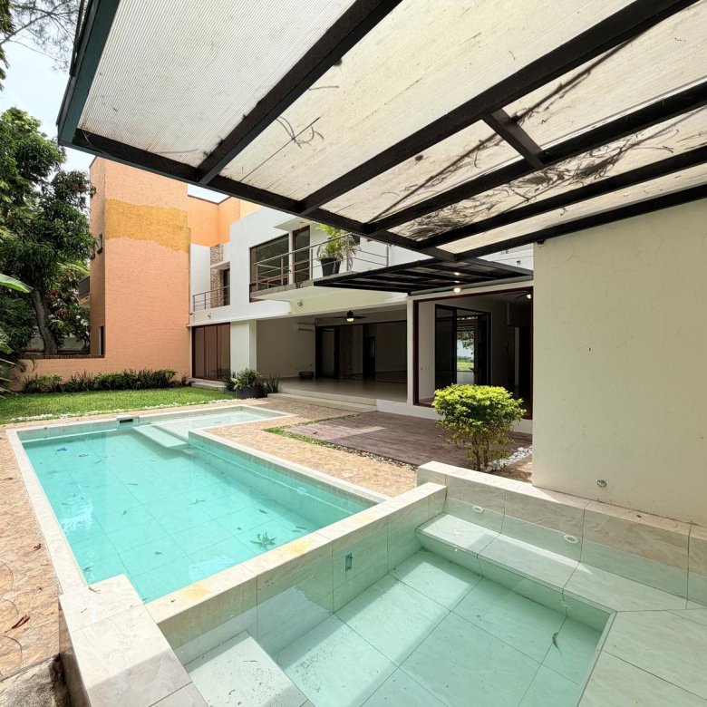 Casa en Venta Club de Golf Villa Rica