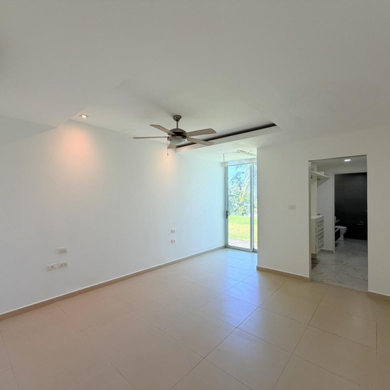 Casa en Venta Condominio Rambla Paraiso del Estero con embarcadero