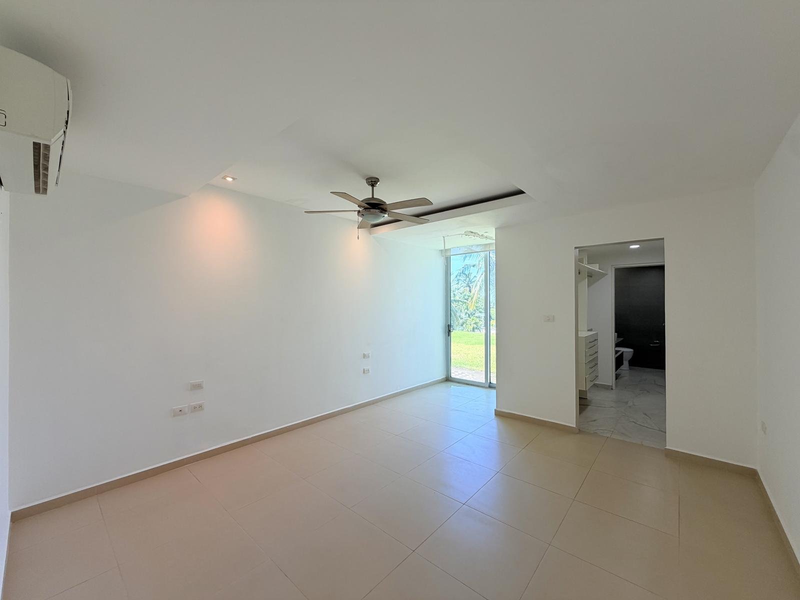 Casa en Venta Condominio Rambla Paraiso del Estero con embarcadero