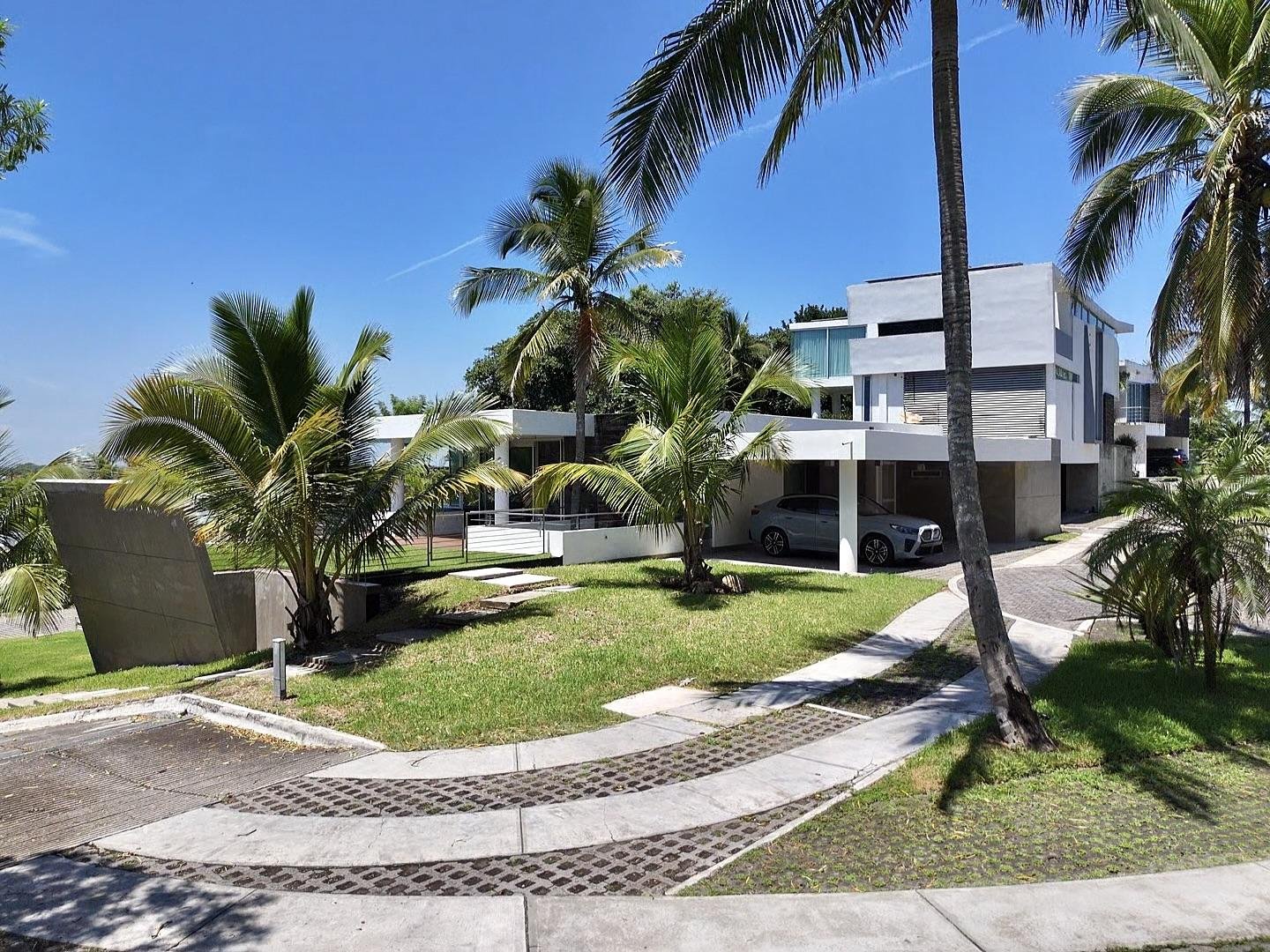 Casa en Venta Condominio Rambla Paraiso del Estero con embarcadero