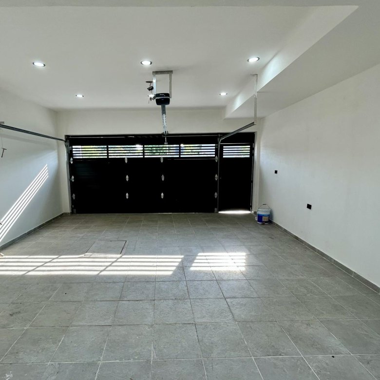 Casa Nueva en Venta Esquina Boca del Río