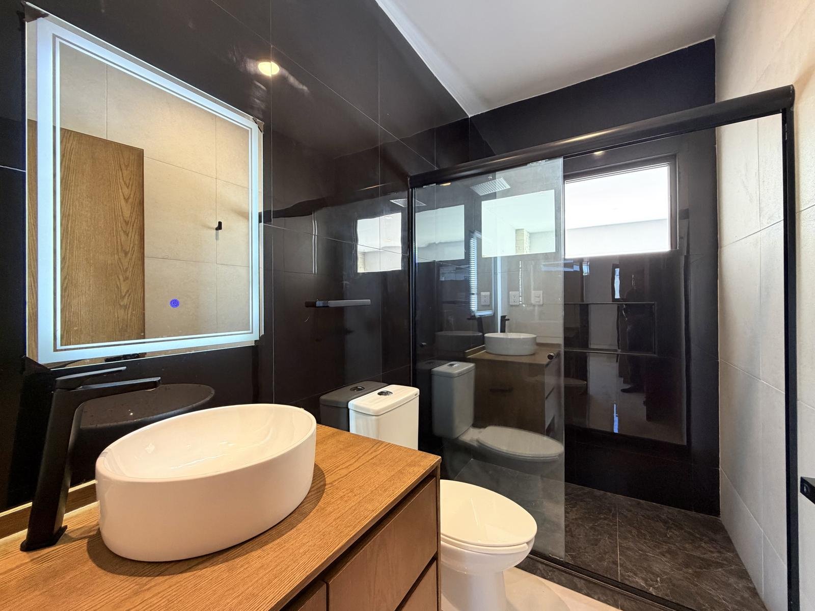 Casa Nueva en Venta Punta Tiburon